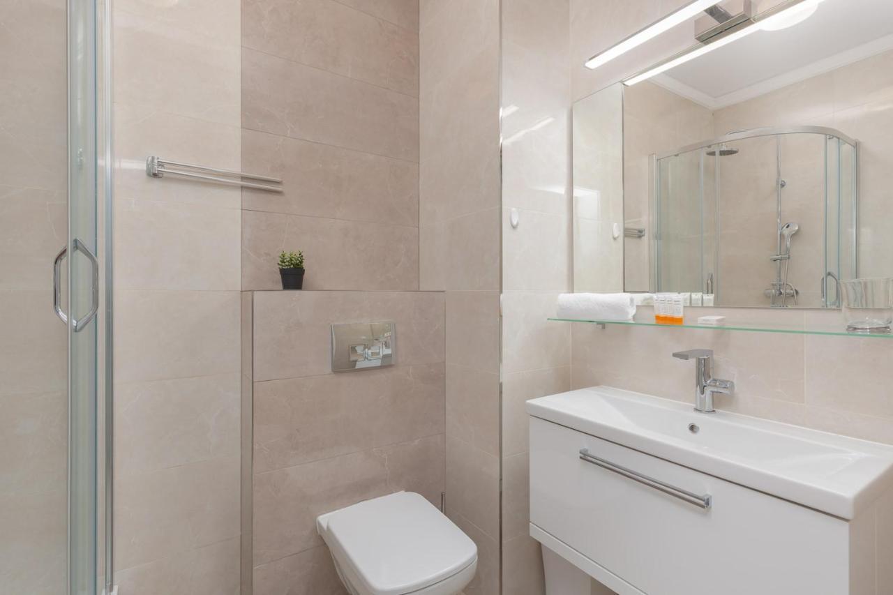 Dzielna Apartment Warsaw Wola By Noclegi Renters 外观 照片